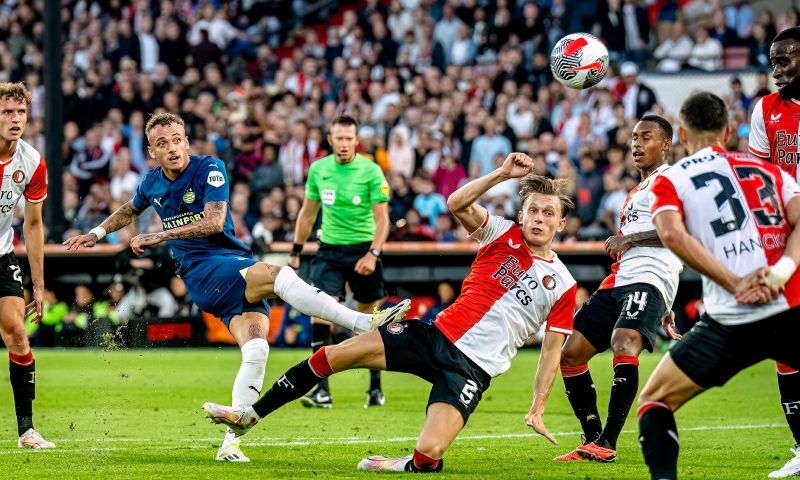 Lang bezorgt PSV Supercup, Stengs en Feyenoord druipen af