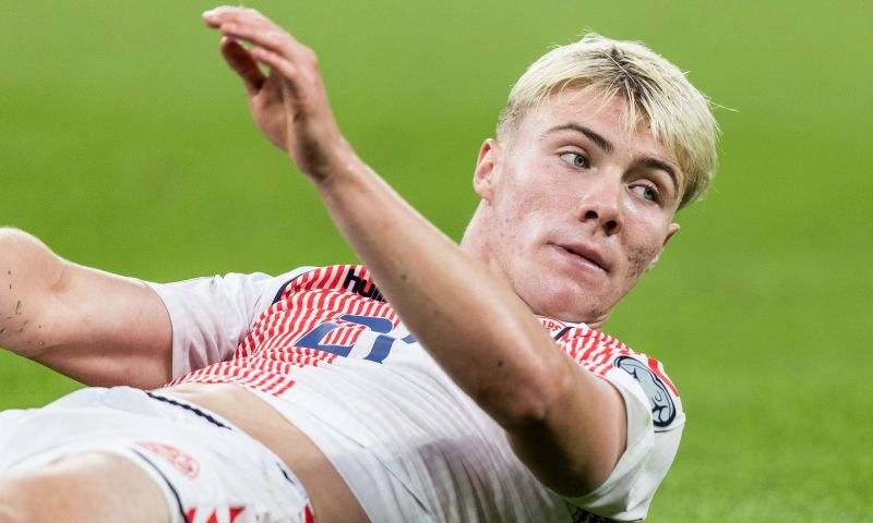 Nieuwe spits voor Ten Hag: Højlund is binnen, uitgaven United naar 190 miljoen