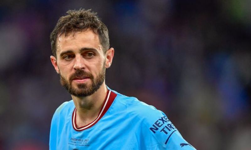 'City communiceert standpunt na flirts van Barça en PSG met Silva'