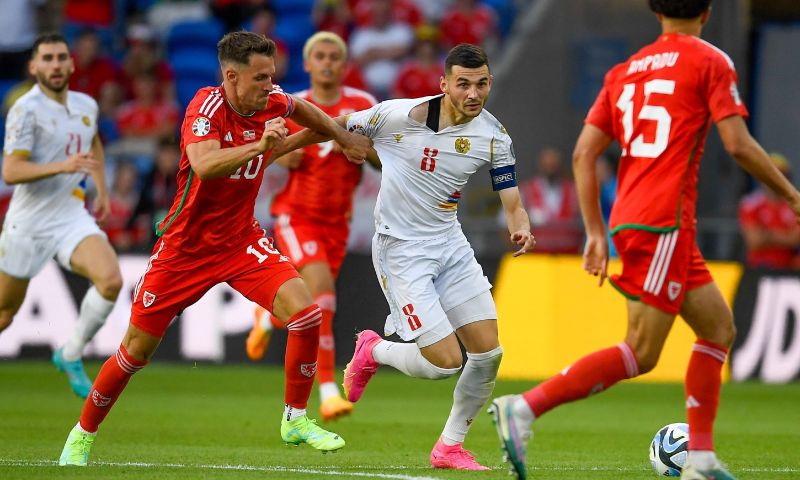 'Ajax toont toch weer interesse in Spertsyan'