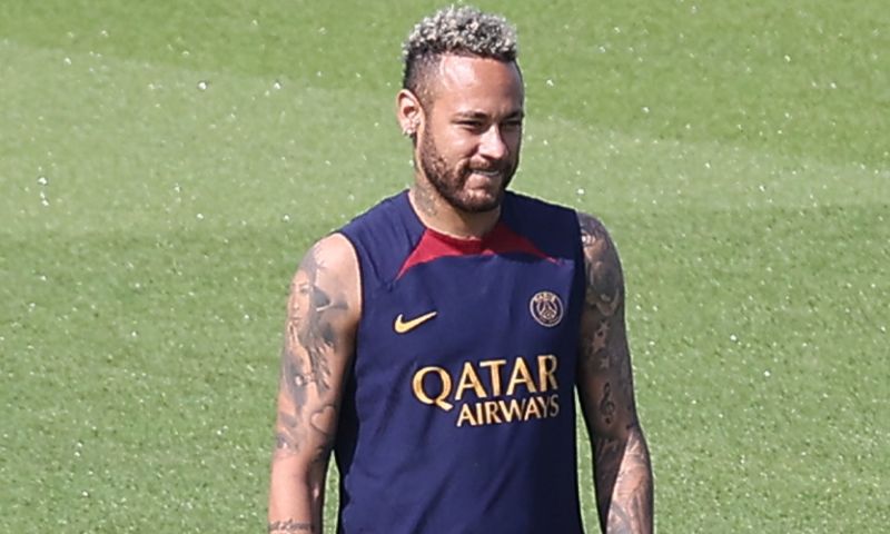 'Neymar vertrek bij PSG, aanbiedingen uit Saudi-Arabië'