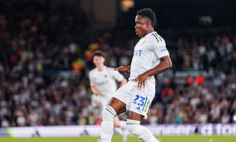 'Feyenoord om tafel met Leeds United: mogelijke Sinisterra-deal 'springlevend''