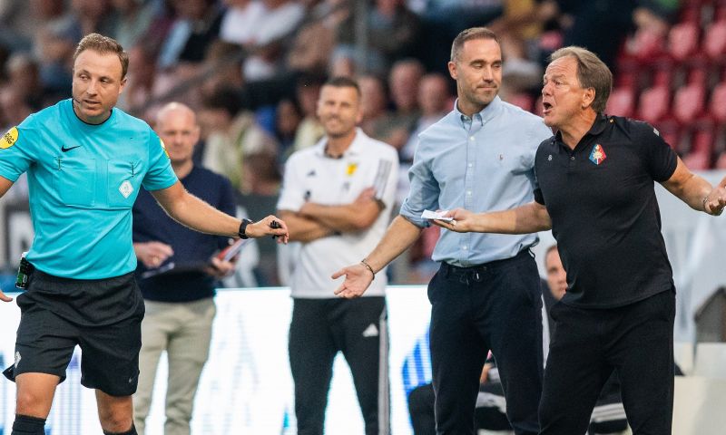 Weer gaat het mis: duel tussen Telstar en SC Cambuur tijdelijk stilgelegd