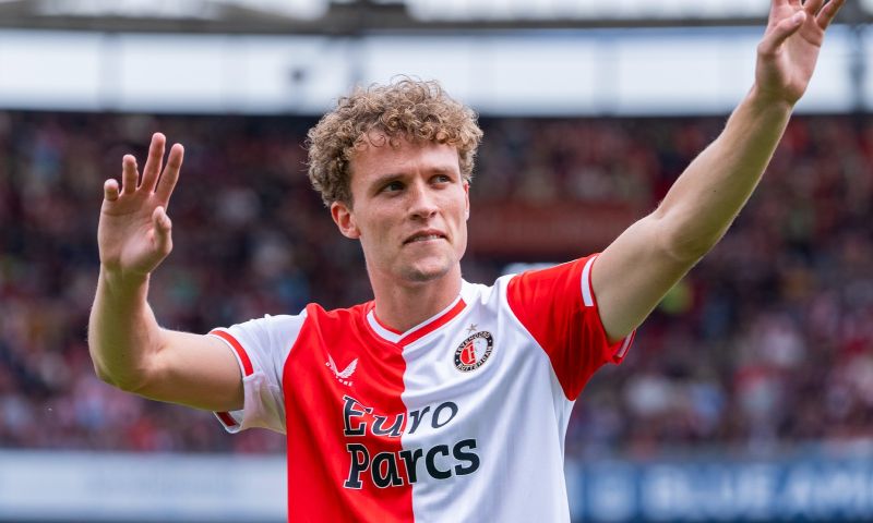 'Feyenoord gelooft in Wieffer en sloeg Italiaans bod van vijftien miljoen euro af'