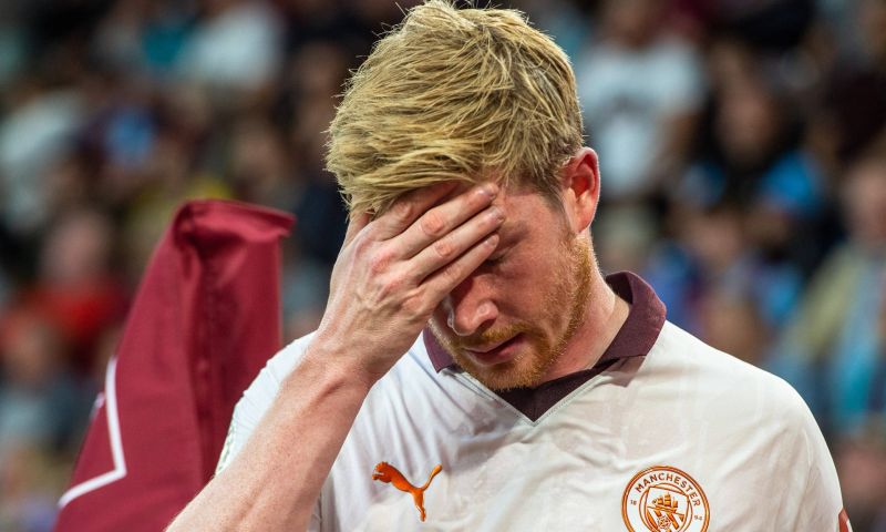 De Bruyne succesvol geopereerd, maandenlange revalidatie: 'Enorme ontgoocheling'  