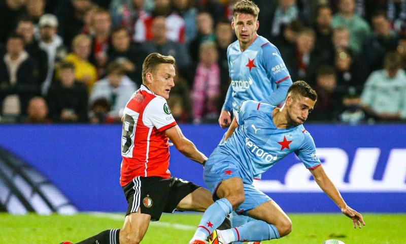 Feyenoord gaat Lingr huren met optie tot koop