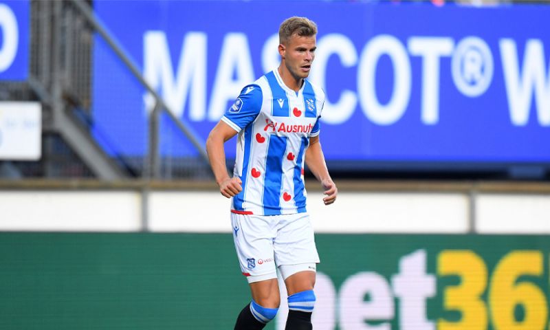 Van Aken: 'Ik denk dat Van Hooijdonk een goede spits zou zijn voor de Bundesliga'