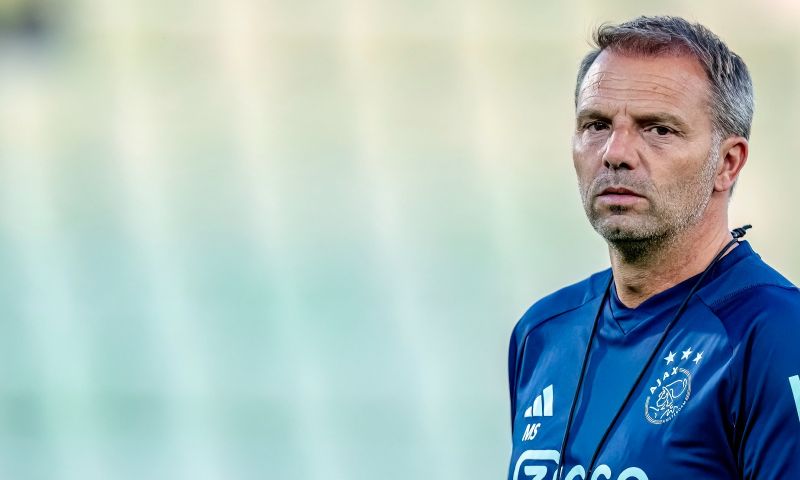 Steijn reageert op FC Amsterdam-kritiek Van Basten: 'Als we echt aan slag gaan...'