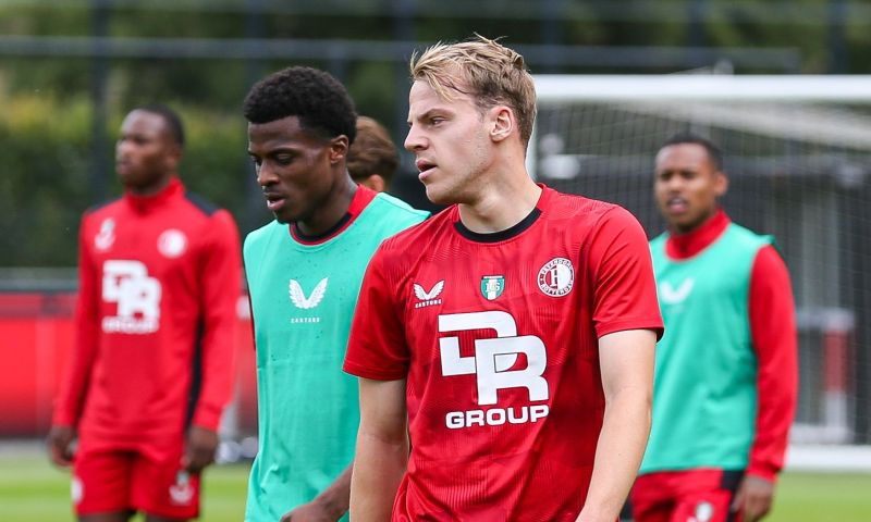 'Achttal mag weg bij Feyenoord: grootverdieners genoemd, aankoop op TransferRoom'