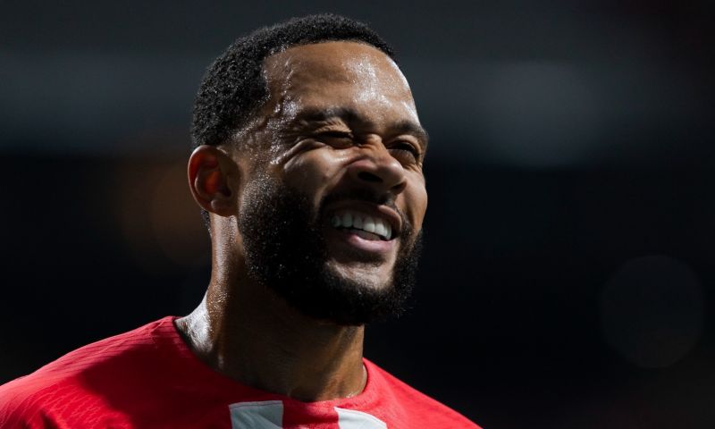 Atlético boekt eclatante overwinning op avond dat Memphis geblesseerd uitvalt