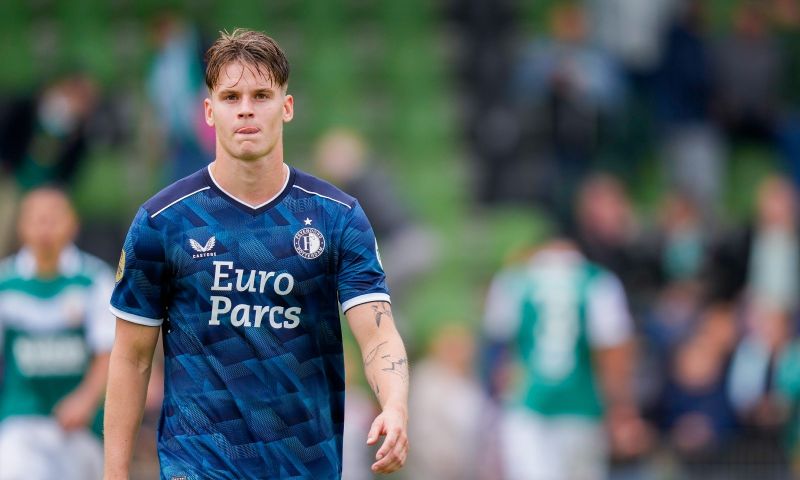 Feyenoord stalt Hendriks (22) in Eredivisie en laat verdediger op huurbasis gaan