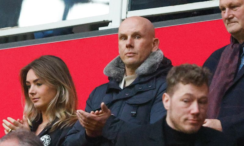 Verweij: 'Als Van Halst woorden waarmaakt, haalt hij Bogarde terug bij Ajax'