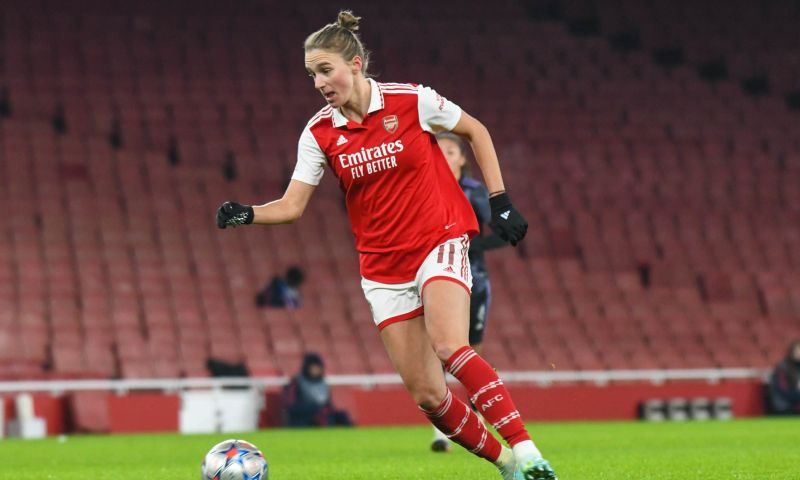 Arsenal brengt goed nieuws: Miedema terug op trainingsveld