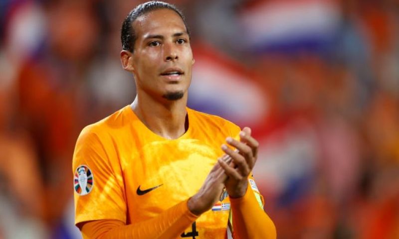 Perez: 'Van Dijk een gemaakte leider, De Jong heeft dat veel meer'