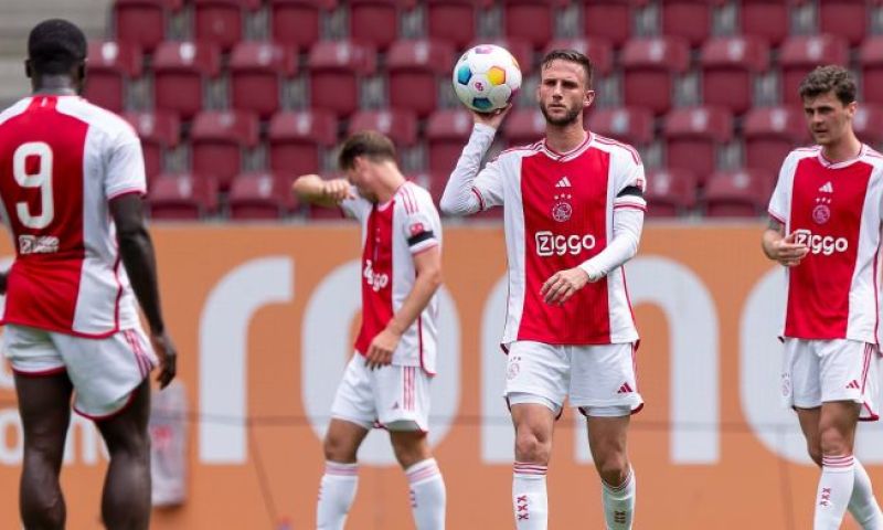 Van den Boomen dacht stiekem aan Oranje bij transfer naar Ajax: 'Speelde mee ja'