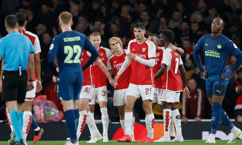 PSV begint teleurstellend aan Champions League met dikke zeperd bij Arsenal