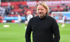 Thumbnail for article: 'Ajax had Mislintat direct moeten schorsen na zorgwekkende geluiden'