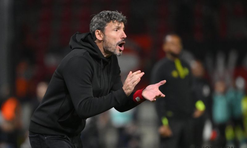 Van Bommel voor Antwerp - Gent