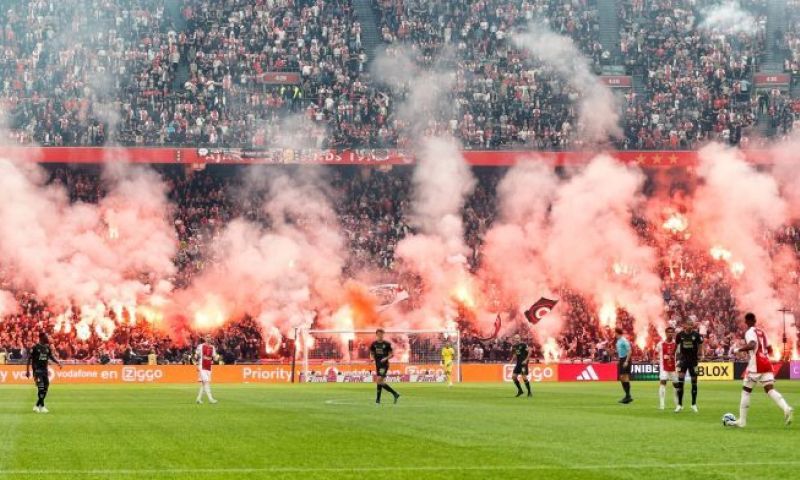 Weer supportersactie Ajax op komst: 'Tot morgen 13.00 bij de Johan Cruijff ArenA'