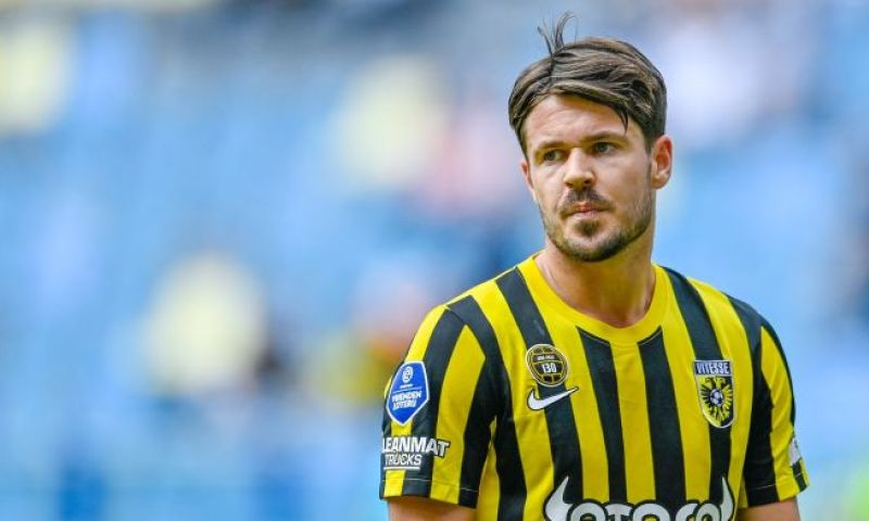 Van Ginkel over competitiestart: 'Ik zat bloedchagrijnig op de bank'
