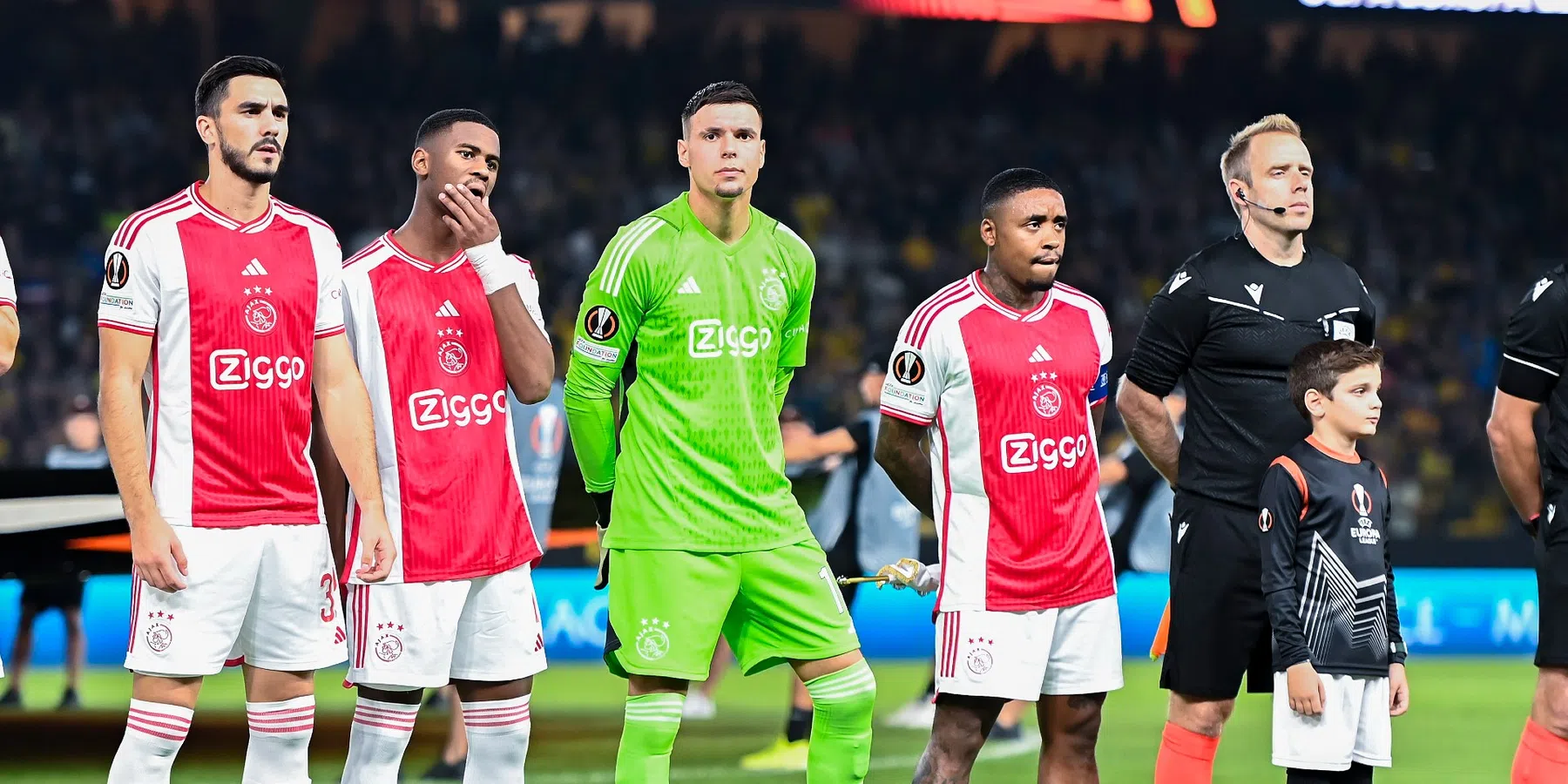 Griekse media wijzen 'zwakste schakel' aan bij Ajax: 'Oneerlijk, AEK superieur'