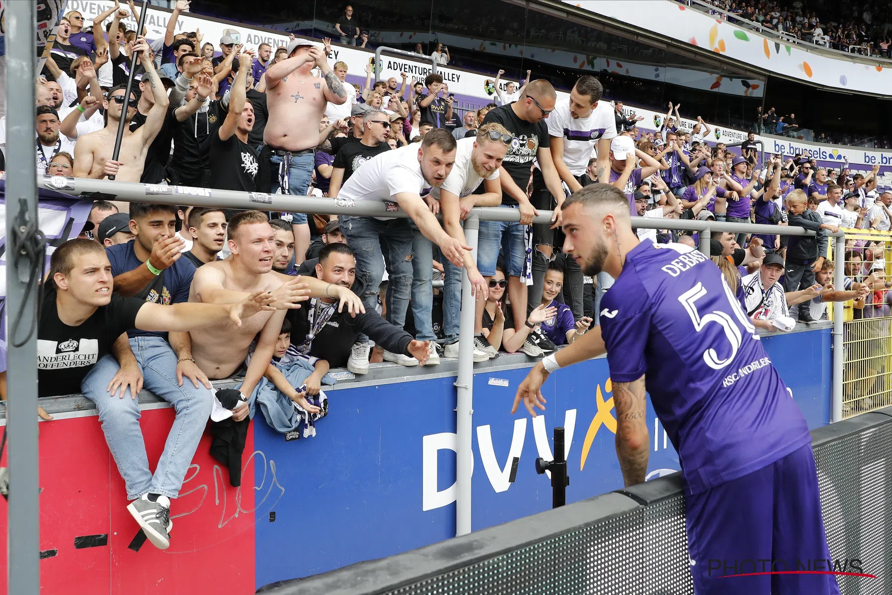 Debast na interesse: “Ik speel normaal gezien tot einde seizoen bij Anderlecht”