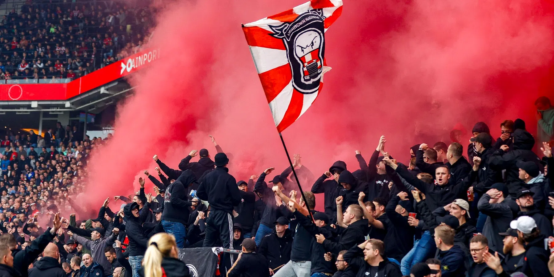Gereanimeerde PSV-fan doet verhaal: 'Bijzonder dat artsen van PSV en Ajax hielpen'