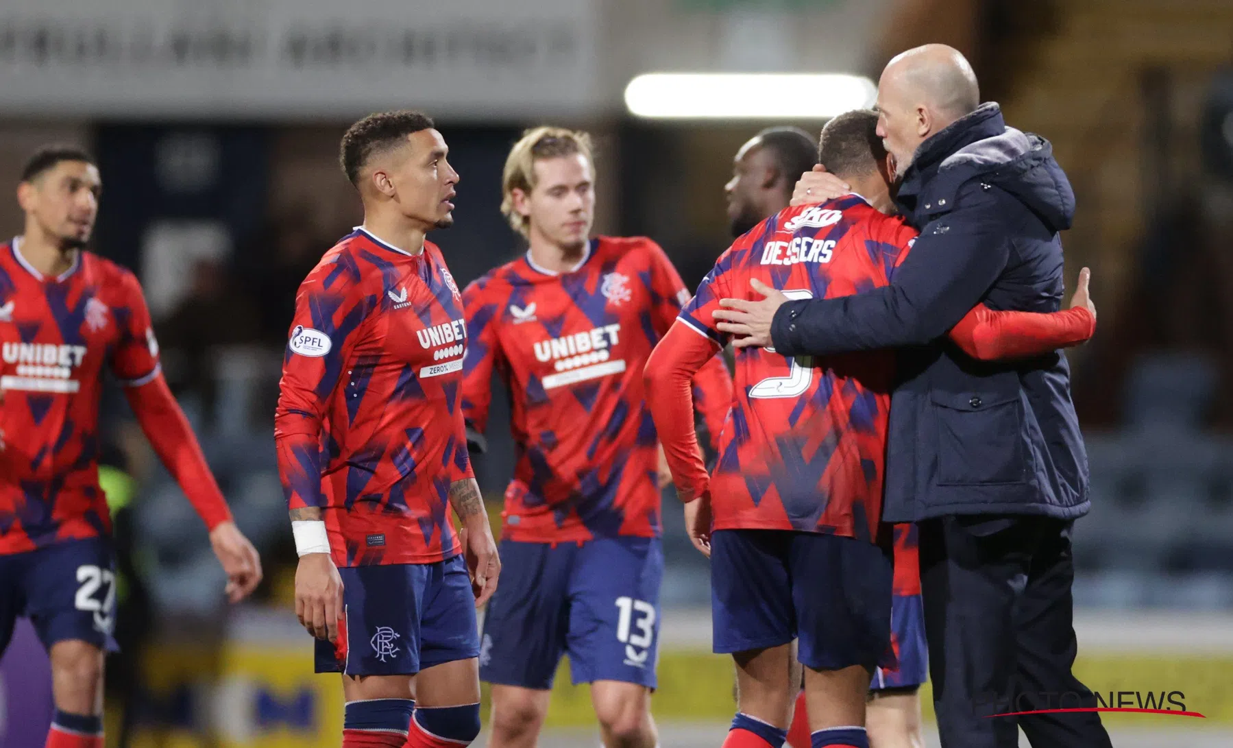 Clement pakt derde competitiezege op rij, Dessers scoort bij Rangers