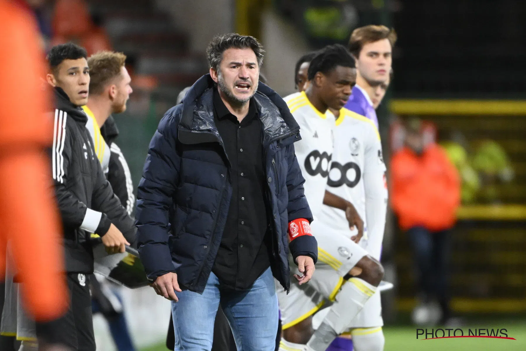 Hoefkens: ''Pijnlijk om spelers op bank te zetten, goed om ze te zien scoren''