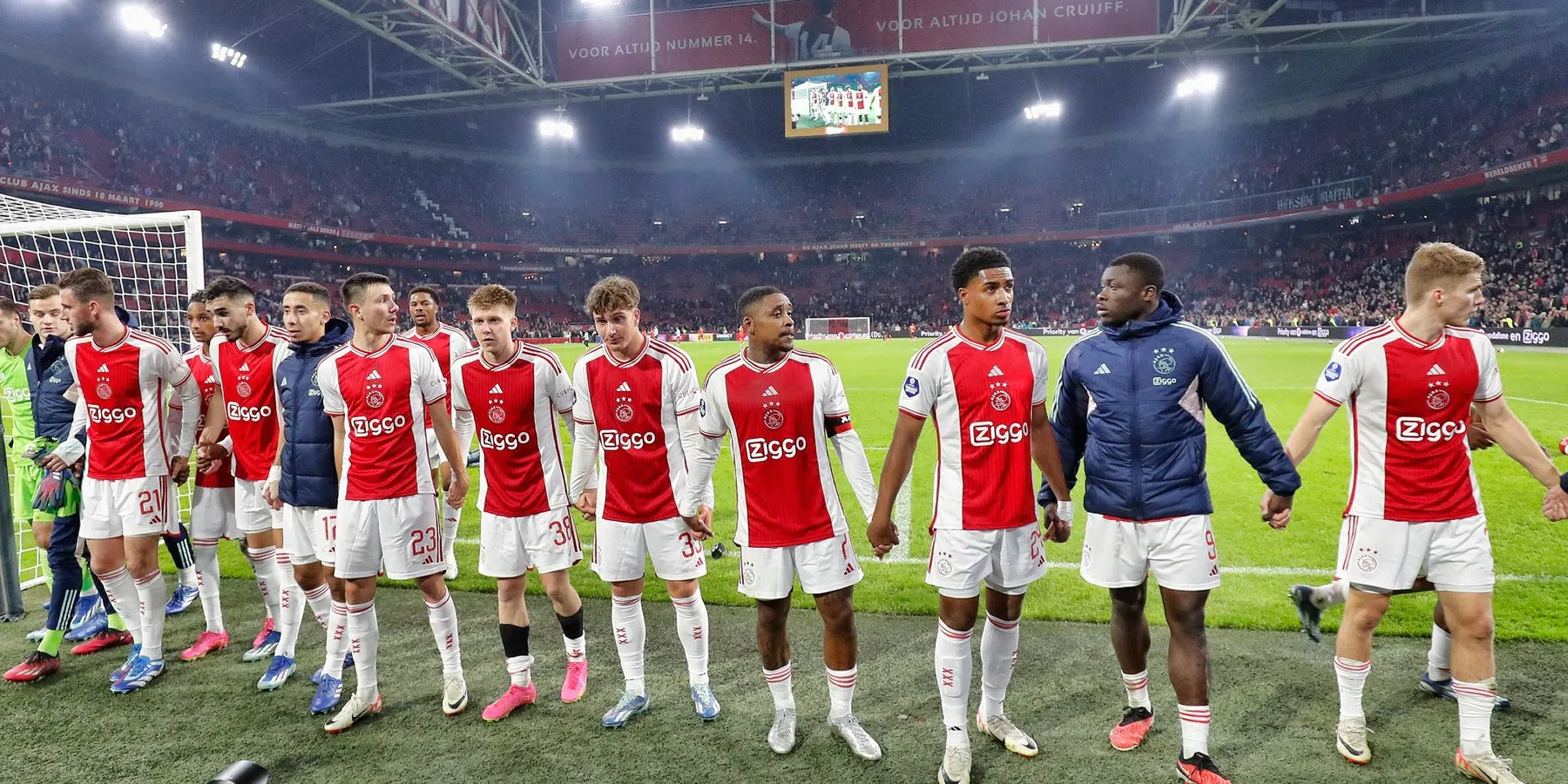 Vermoedelijke opstelling Ajax: Van 't Schip houdt vast aan verrassende debutant