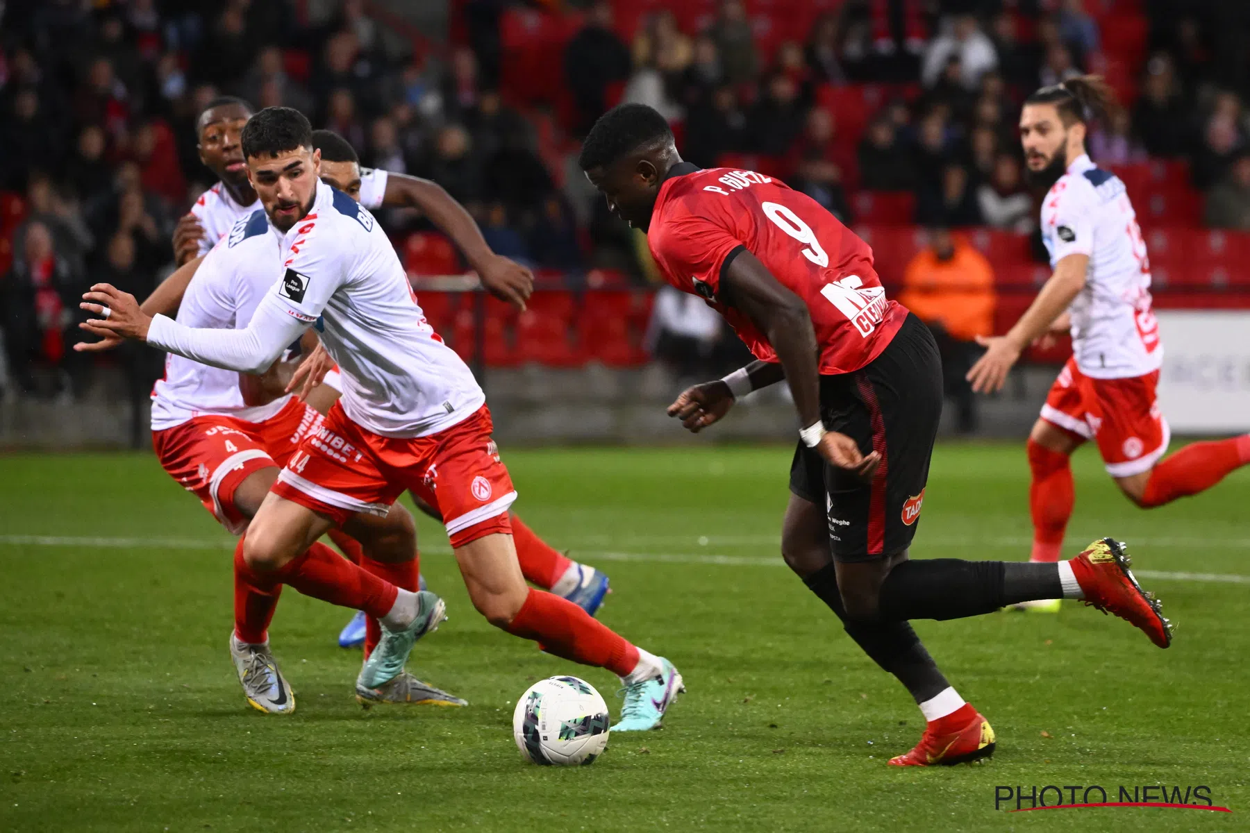 RWDM en KV Kortrijk verdelen de punten 