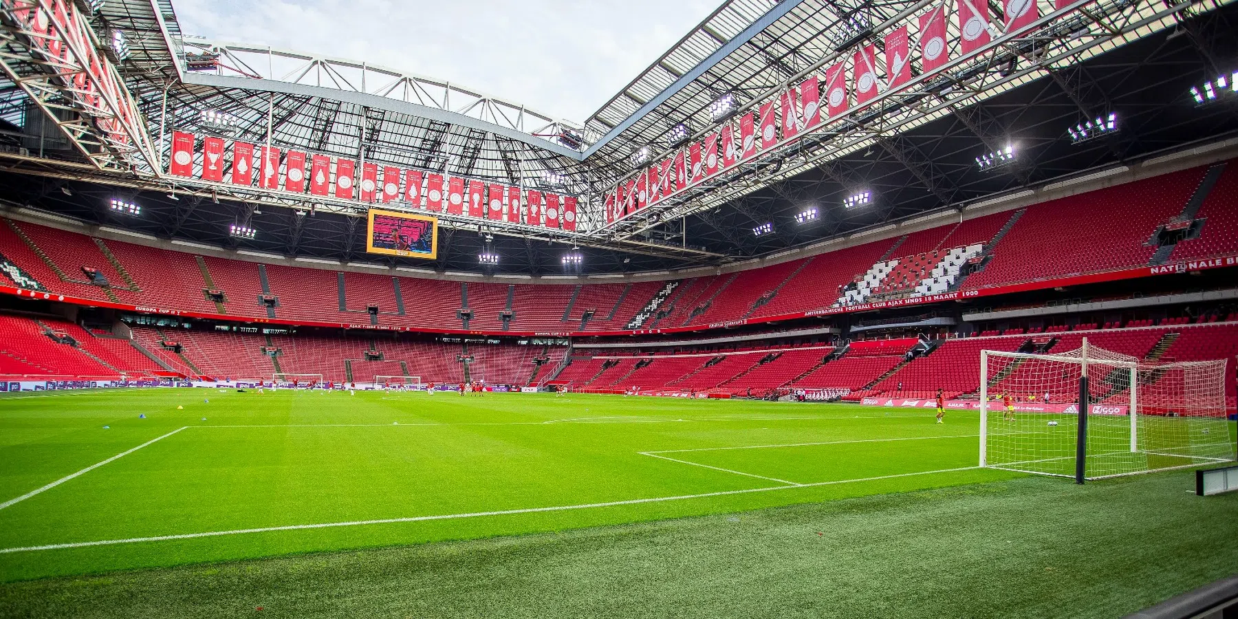 Ajax maakt jaarcijfers 2023/24 bekend