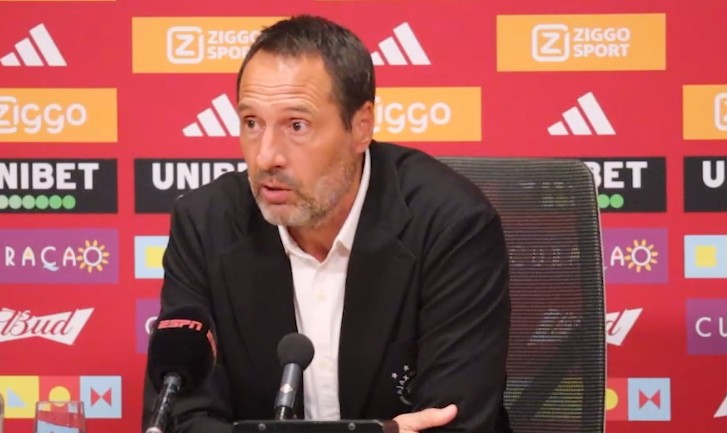 Van 't Schip bij Ajax over Avila (ex-Antwerp)