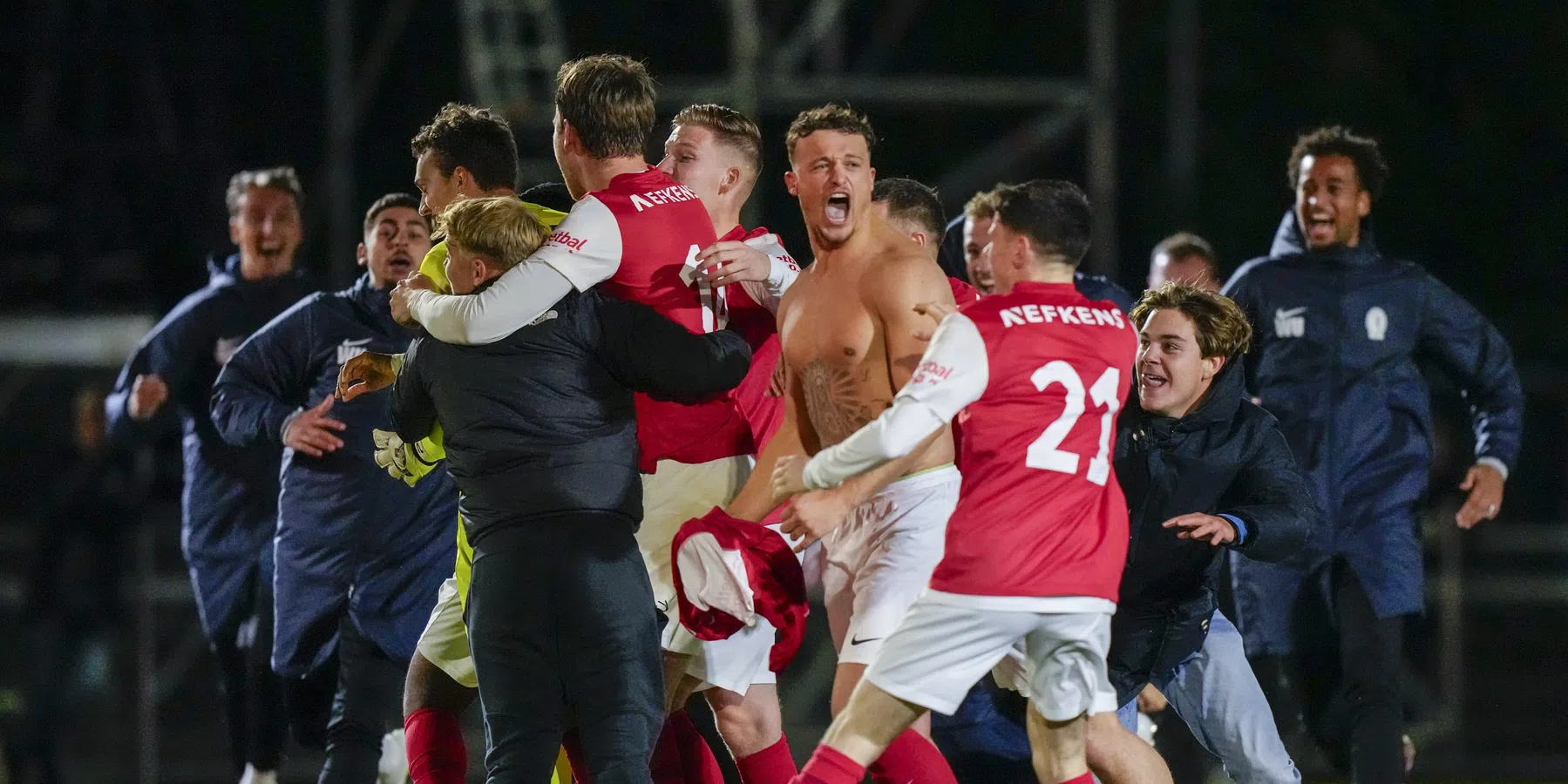 Ajax treft amateurs van Hercules in stadion van FC Utrecht