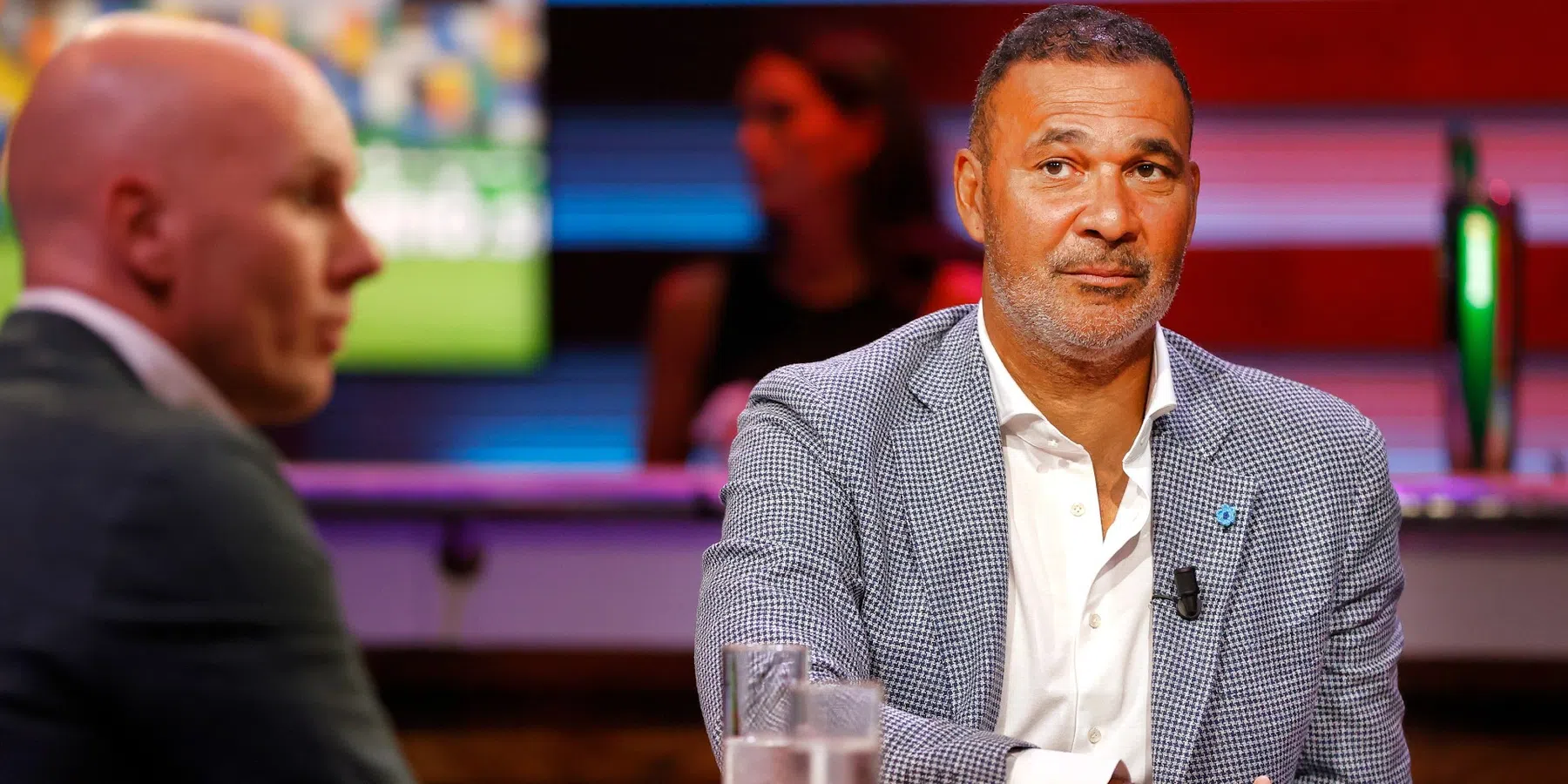 Gullit over Manchester United