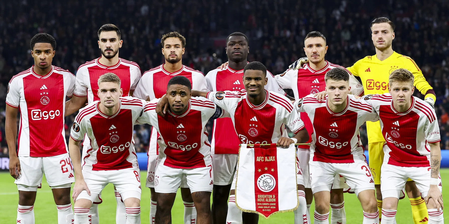 Ajax-cijfers: aankopen lichtpuntjes, Bergwijn en Berghuis zeer zwak