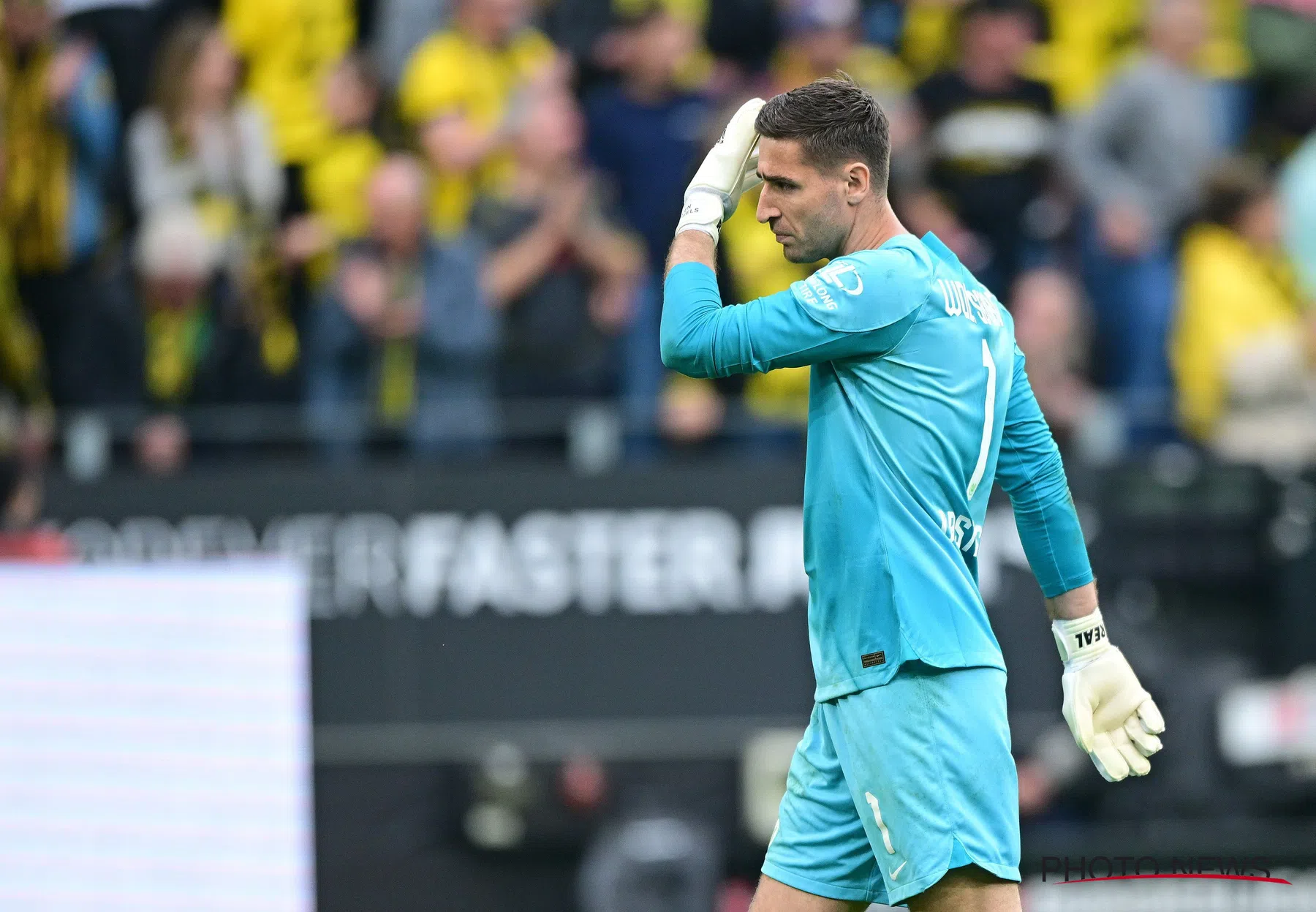 Rode Duivel Koen Casteels gaat twee keer in de fout bij rentree voor Wolfsburg