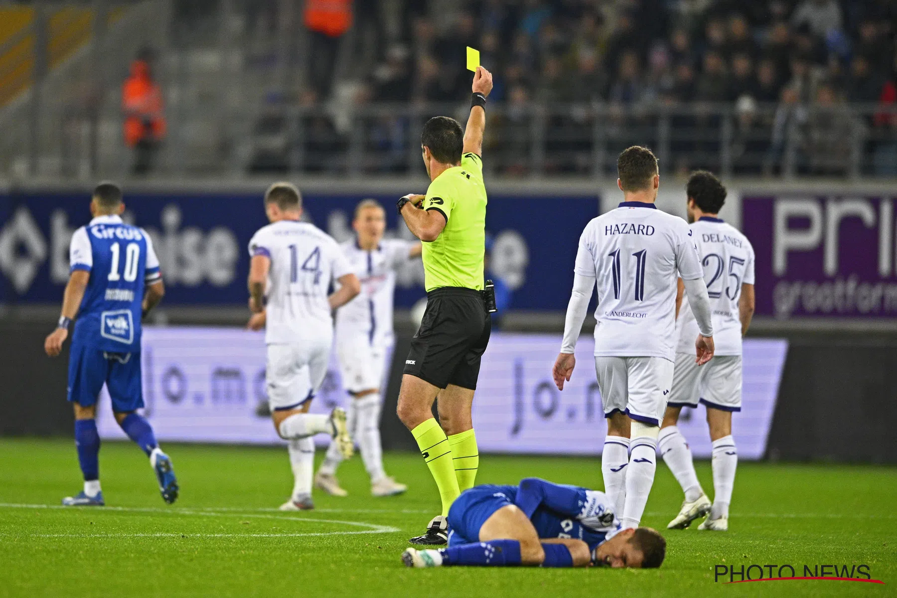 Vandereycken vindt dat Delaney van Anderlecht bestraft had moeten worden met geel 