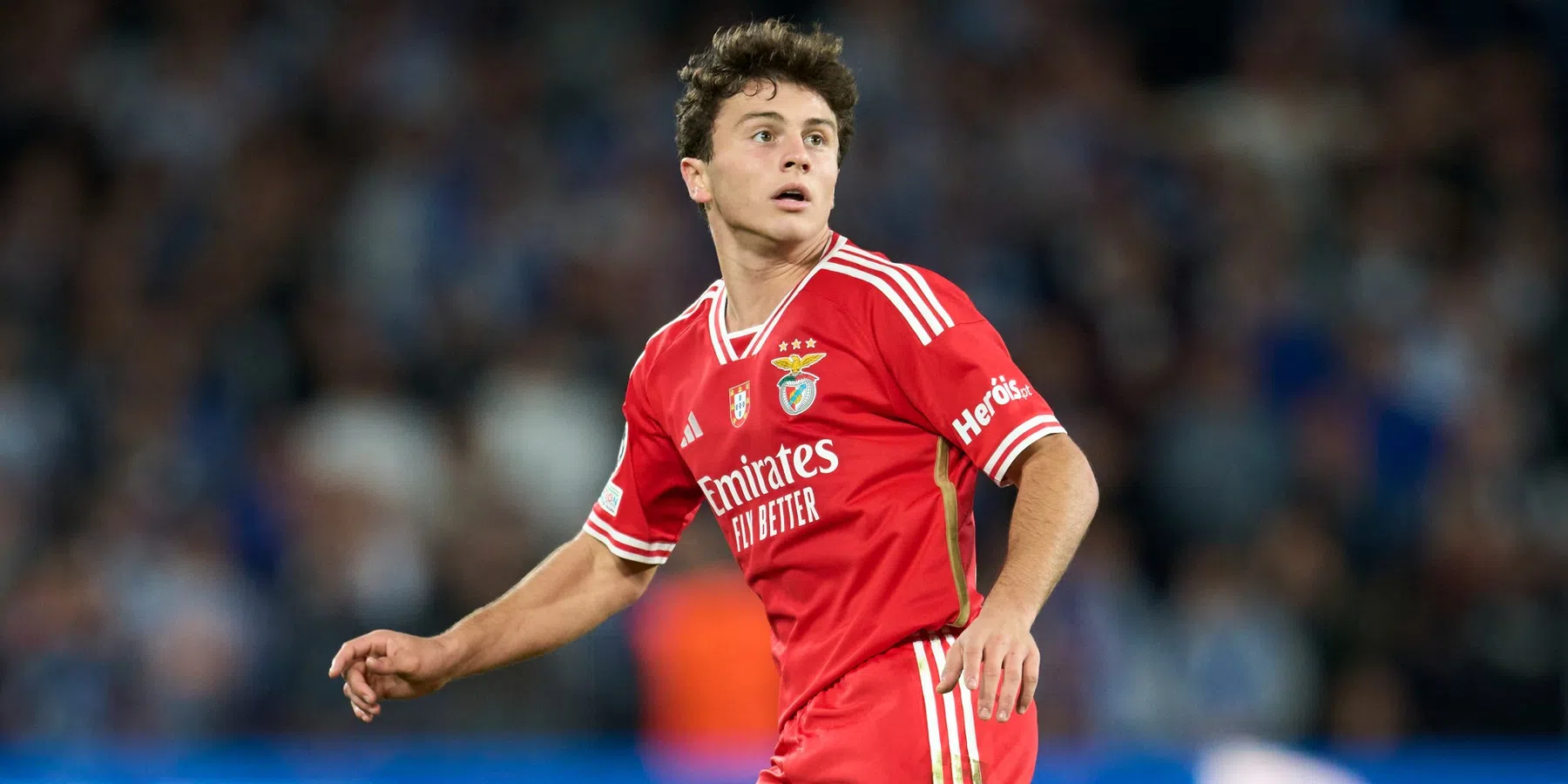 'Weer lonkt grote uitgaande transfer Benfica: United bekijkt Neves'