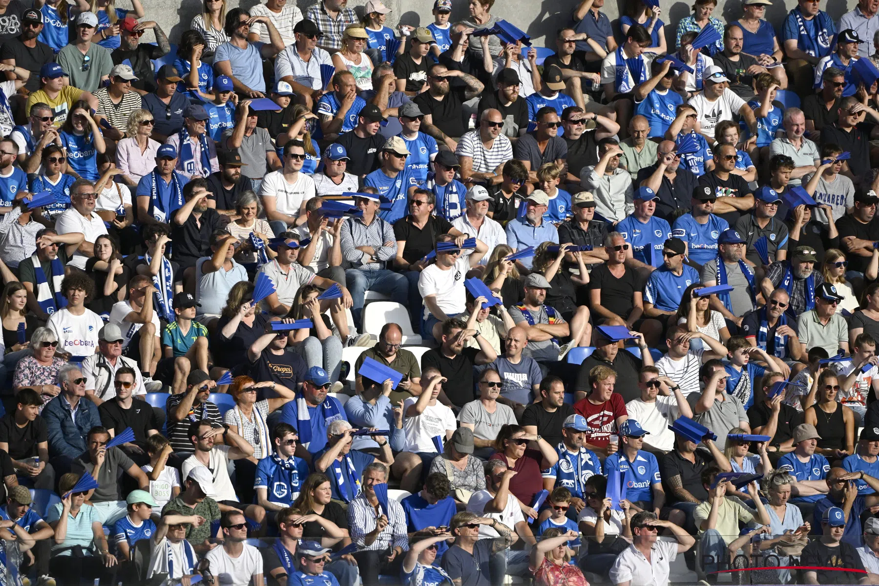 KRC Genk verliest van Almere City FC Milan Corryn scoort