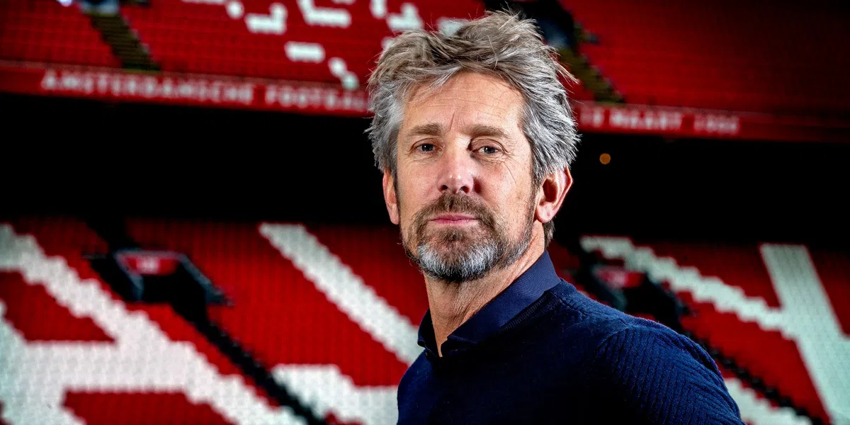 'Nieuwe details over Overmars-exit bij Ajax: ketser Van der Sar en ...