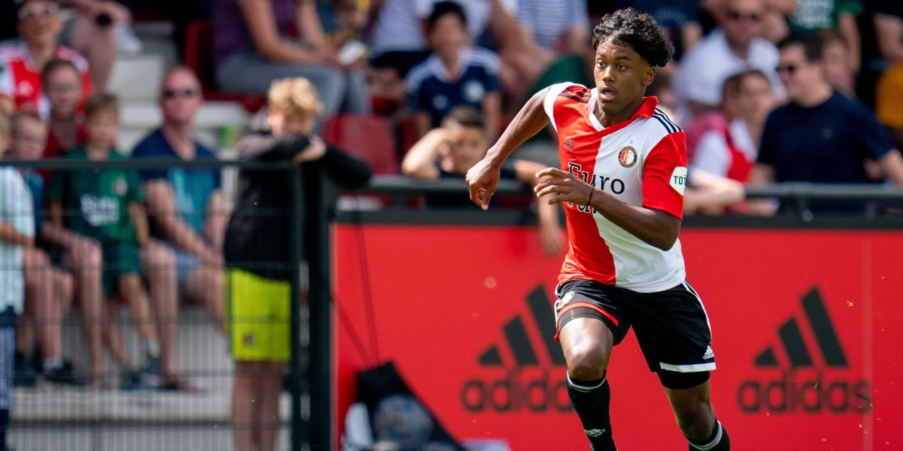 Jaden Slory lijkt geen nieuw contract te krijgen bij Feyenoord