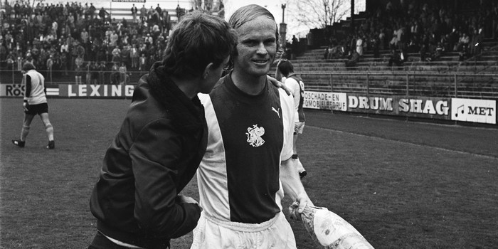 Ajax deelt triest nieuws: Ruud Geels op 75-jarige leeftijd overleden