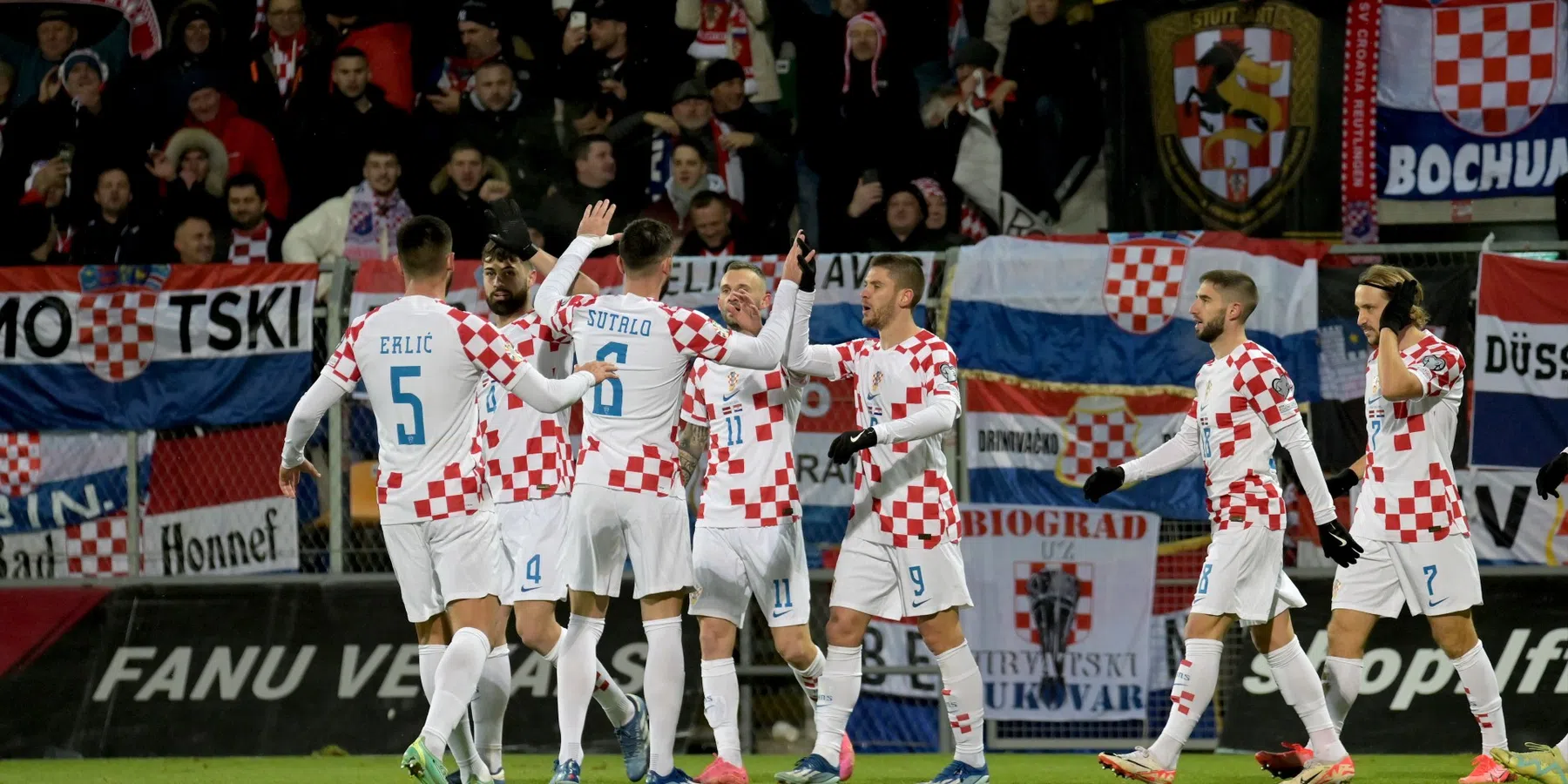 Kroatië wint op bezoek bij Letland en profiteert optimaal van uitglijder Wales