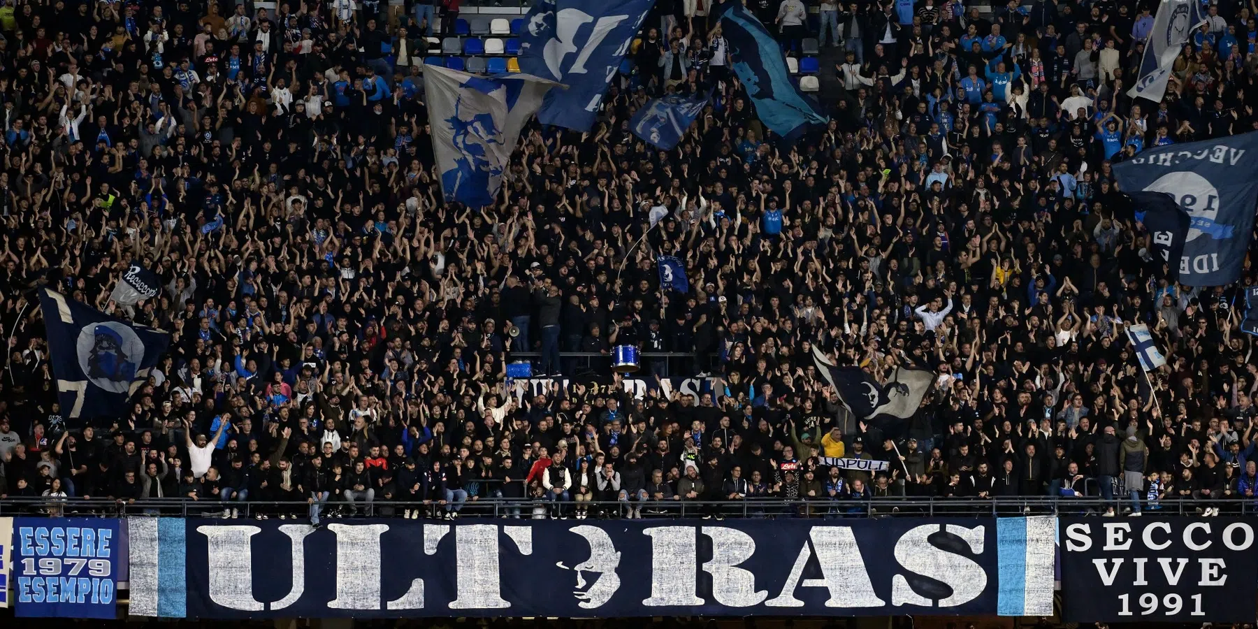 Ultras Napoli waarschuwen selectie