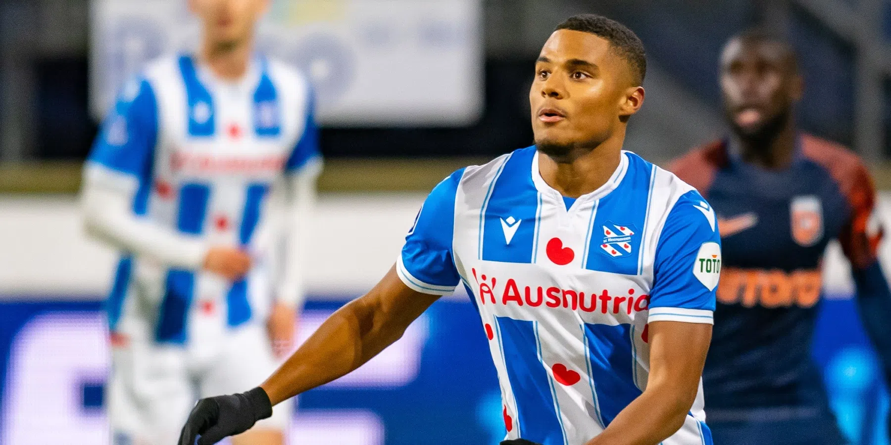 Heerenveen ziet vier miljoen euro verdampen: 'Het was een bijzondere transfer'