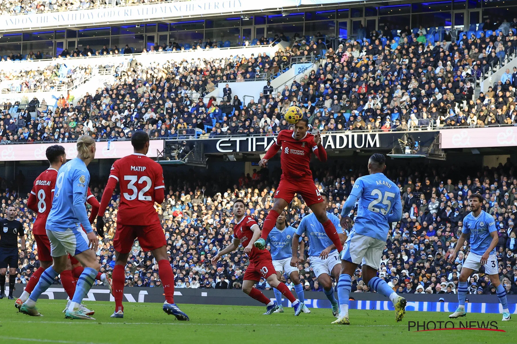 Van Dijk na match met Doku en Mancheter City