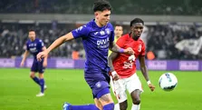 Thumbnail for article: Anderlecht zwoegt zich naar zege, RWDM kraakt met tien man in het slot 