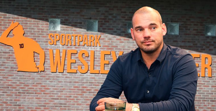 Sneijder schept duidelijkheid: 'Eén: het mag niet en twee: ik ambieer het niet'