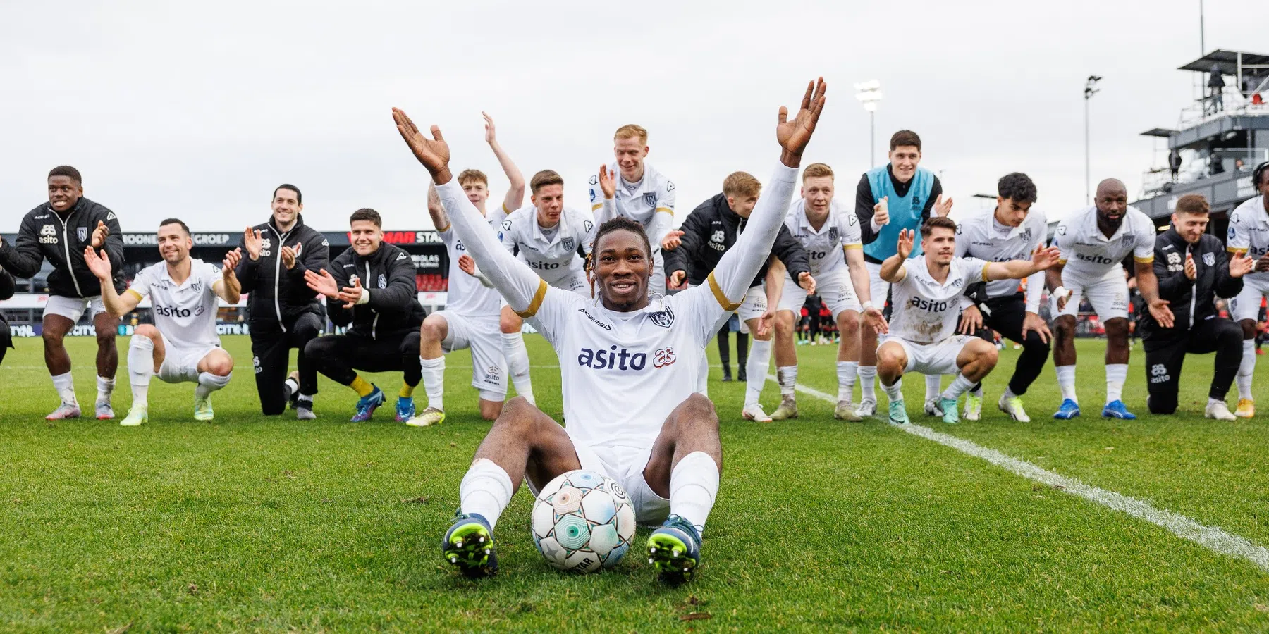 Sankoh viert hattrick in Almere